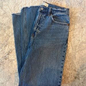 Abercrombie 90s Relaxed Jean High Rise
